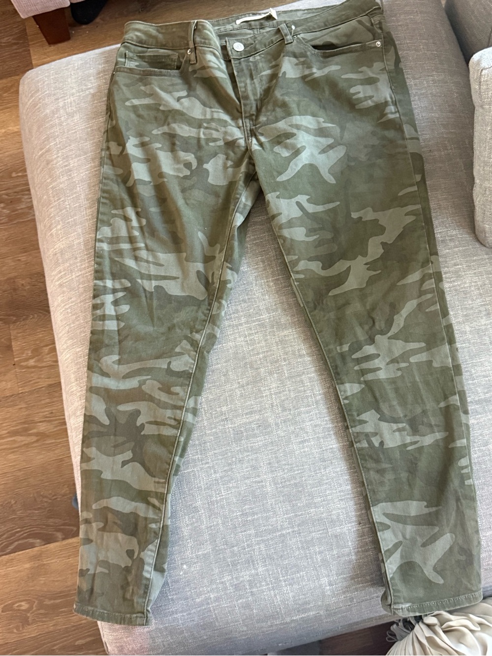 Levi's Women's Skinny Camo Jeans in Olive Green
